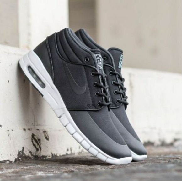 janoski max mid black